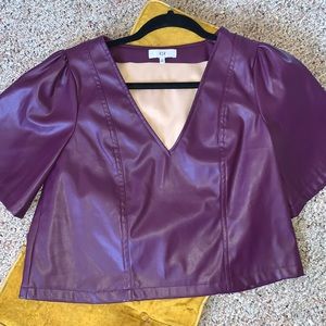 V neck NSR purple faux leather top Sz M